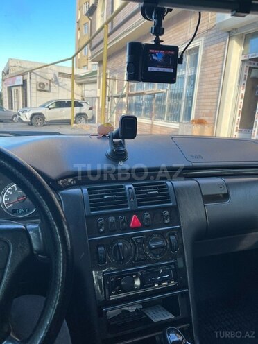 Mercedes E 200 1998, 378,000 km - 2.0 l - Bakı