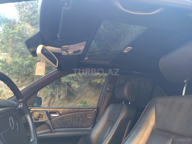 Mercedes E 240 1998, 317,000 km - 2.4 l - Sumqayıt