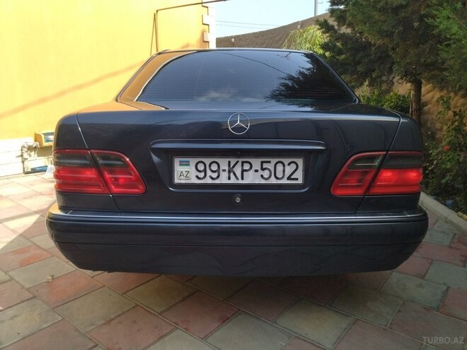 Mercedes E 240 1998, 317,000 km - 2.4 l - Sumqayıt