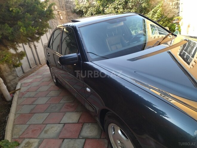 Mercedes E 240 1998, 317,000 km - 2.4 l - Sumqayıt