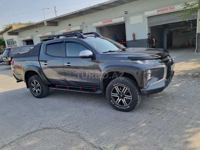 Mitsubishi L200 2021, 20,600 km - 2.5 l - Bakı