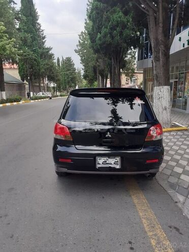 Mitsubishi Airtrek 2002, 238,788 km - 2.0 l - Zaqatala