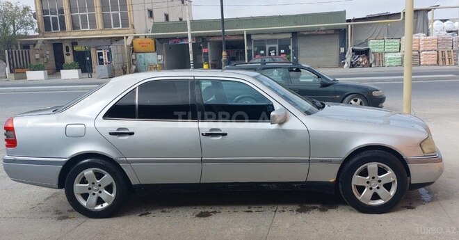 Mercedes C 180 1995, 298,450 km - 1.8 л - Bakı