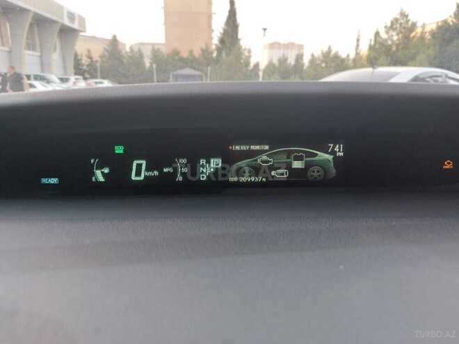 Toyota Prius 2014, 337,861 km - 1.8 л - Sumqayıt