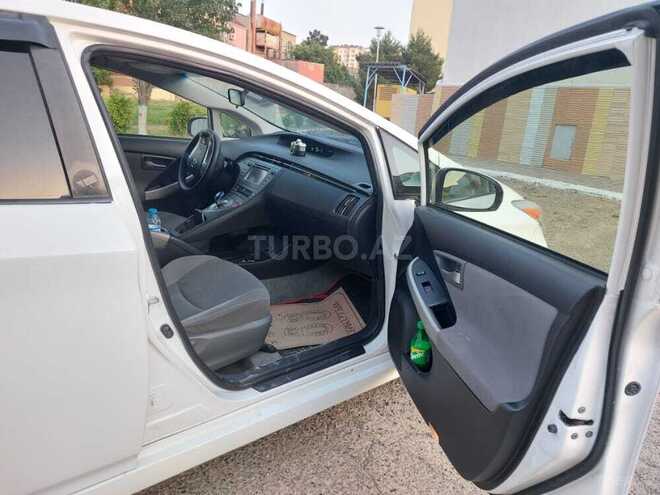 Toyota Prius 2014, 337,861 km - 1.8 л - Sumqayıt