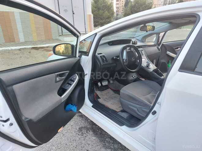 Toyota Prius 2014, 337,861 km - 1.8 л - Sumqayıt