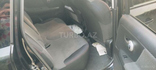 Nissan March 2011, 50,000 km - 1.5 l - Bakı