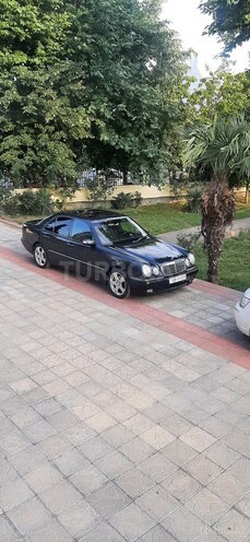 Mercedes E 280 1998, 211,213 km - 2.8 л - Şəki