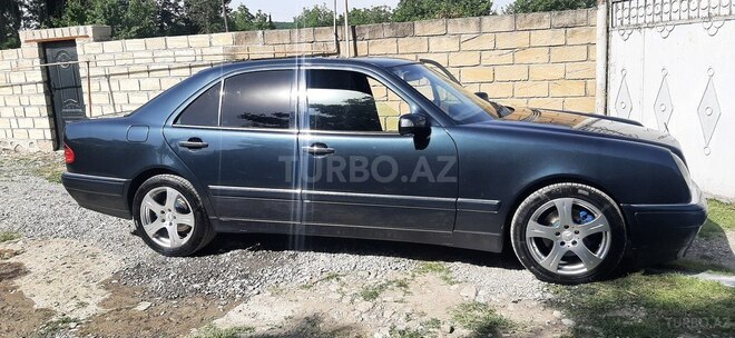 Mercedes E 280 1998, 211,213 km - 2.8 л - Şəki