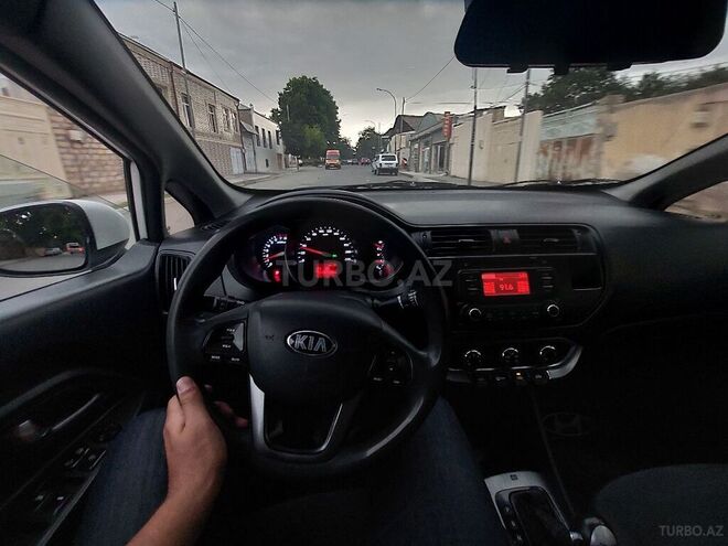 Kia Rio 2014, 205,000 km - 1.4 л - Gəncə