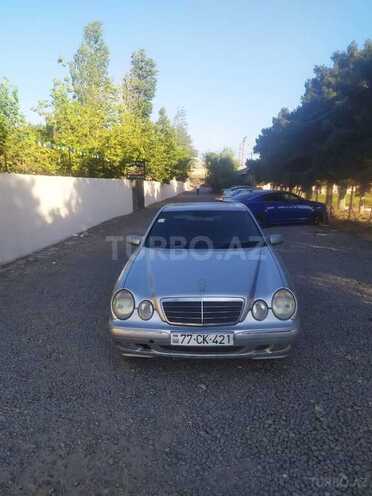 Mercedes E 240 1999, 217,500 km - 2.4 l - Bakı