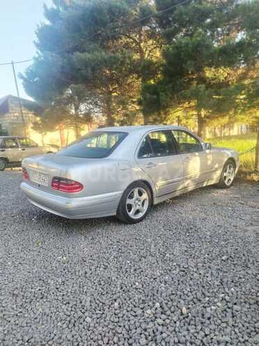 Mercedes E 240 1999, 217,500 km - 2.4 l - Bakı