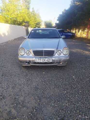 Mercedes E 240 1999, 217,500 km - 2.4 l - Bakı