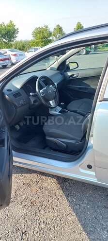 Opel Astra 2009, 171,750 km - 1.4 l - Qəbələ