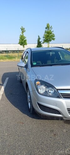 Opel Astra 2009, 171,750 km - 1.4 l - Qəbələ