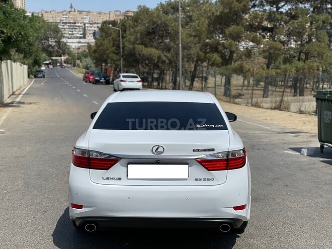 Lexus ES 250 2015, 100,200 km - 2.5 л - Bakı
