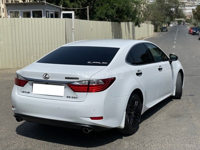 Lexus ES 250 2015, 100,200 km - 2.5 л - Bakı