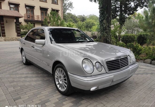 Mercedes E 240 1999, 450,000 km - 2.4 l - Bərdə