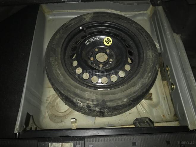 Mercedes E 240 1999, 450,000 km - 2.4 l - Bərdə