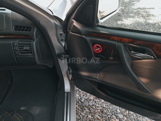 Mercedes E 220 2000, 400,000 km - 2.2 l - Neftçala