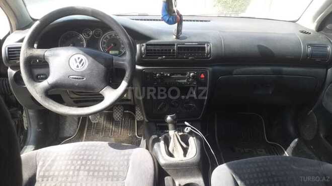 Volkswagen Passat 2000, 260,000 km - 1.8 l - Bakı