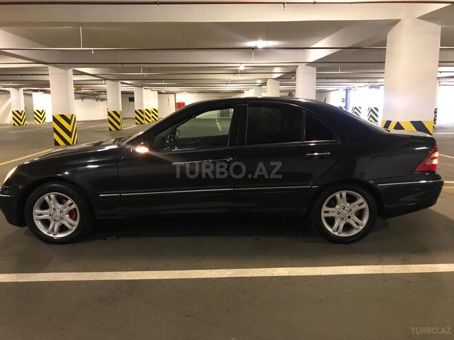 Mercedes C 220 2002, 290,000 km - 2.2 l - Sumqayıt