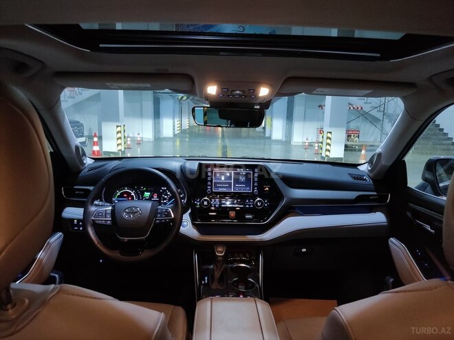 Toyota Highlander 2021, 5,600 km - 2.5 л - Bakı