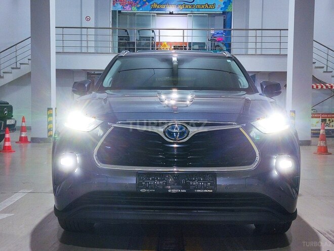 Toyota Highlander 2021, 5,600 km - 2.5 л - Bakı