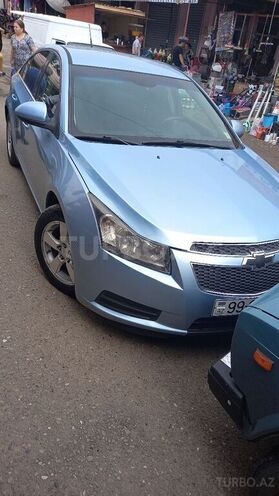 Chevrolet Cruze 2011, 173,809 km - 1.4 л - Tovuz