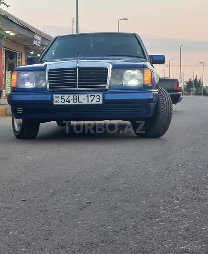 Mercedes E 250 1992, 756,000 km - 2.5 l - Sabirabad