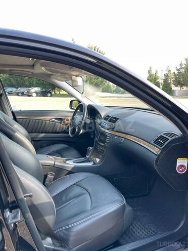 Mercedes E 220 2007, 261,000 km - 2.2 l - Bakı
