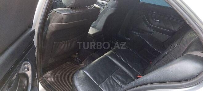 BMW 528 1999, 326,645 km - 2.8 л - Bakı