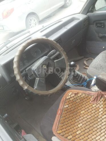 Renault  1997, 599,999 km - 1.4 l - Sumqayıt