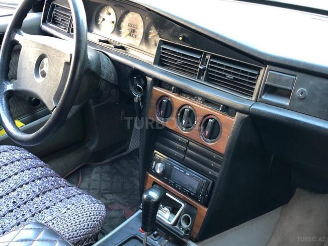 Mercedes 190 1990, 324,500 km - 2.0 l - Bakı