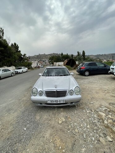 Mercedes E 320 2001, 227,674 km - 3.2 l - Bakı