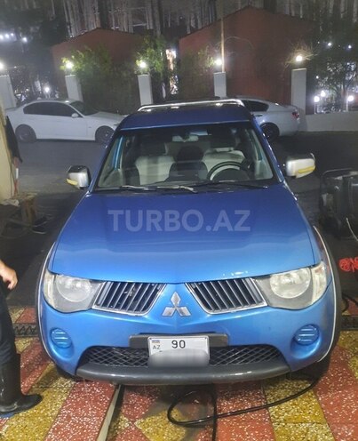 Mitsubishi L200 2009, 187,600 km - 2.5 l - Bakı