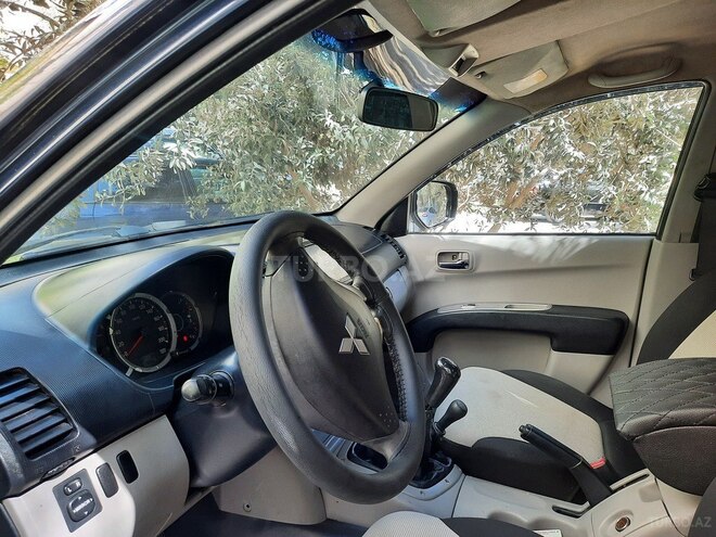 Mitsubishi L200 2009, 187,600 km - 2.5 l - Bakı