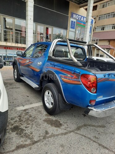 Mitsubishi L200 2009, 187,600 km - 2.5 l - Bakı