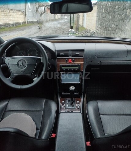 Mercedes C 230 1997, 235,109 km - 2.3 л - Zaqatala
