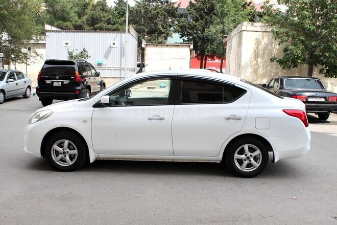 Nissan Sunny 2013, 70,114 km - 1.2 l - Bakı