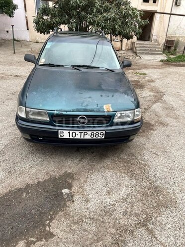 Opel Astra 1997, 275,000 km - 1.6 l - Bakı