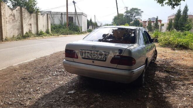Mercedes E 290 1997, 630,000 km - 2.9 l - Lənkəran