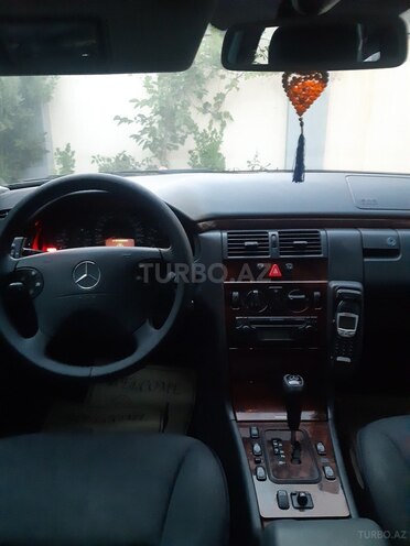 Mercedes E 240 2000, 260,000 km - 2.4 l - Bakı