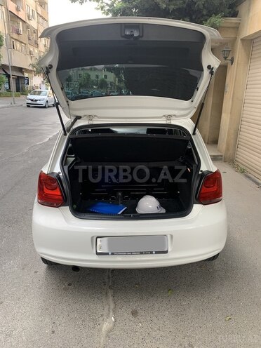 Volkswagen Polo 2013, 128,000 km - 1.4 л - Bakı
