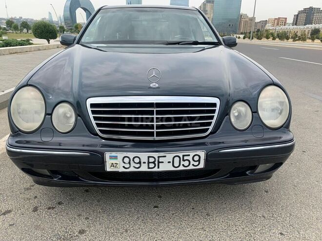 Mercedes E 320 2000, 317,200 km - 3.2 l - Bakı