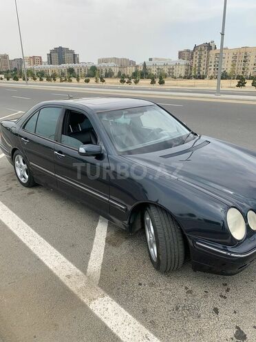 Mercedes E 320 2000, 317,200 km - 3.2 l - Bakı