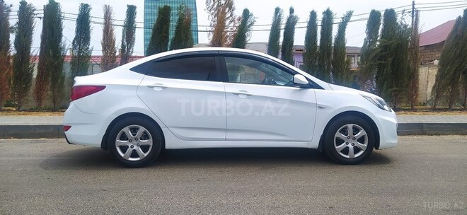 Hyundai Accent 2011, 228,000 km - 1.4 l - Bakı