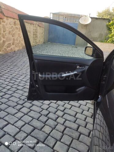 Toyota Corolla 2006, 182,000 km - 1.4 л - Bakı