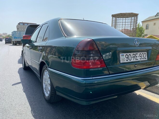 Mercedes C 200 1999, 211,000 km - 2.0 l - Bakı