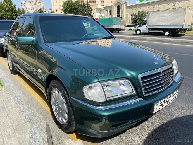 Mercedes C 200 1999, 211,000 km - 2.0 l - Bakı